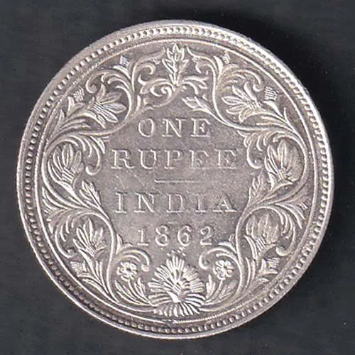 British India 1862 Victoria Queen One Rupee Beautiful Silver Coin sk1971